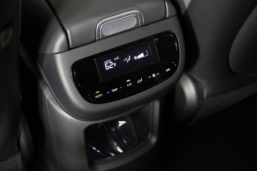 New 2026 Hyundai Ioniq 9 SE image 23