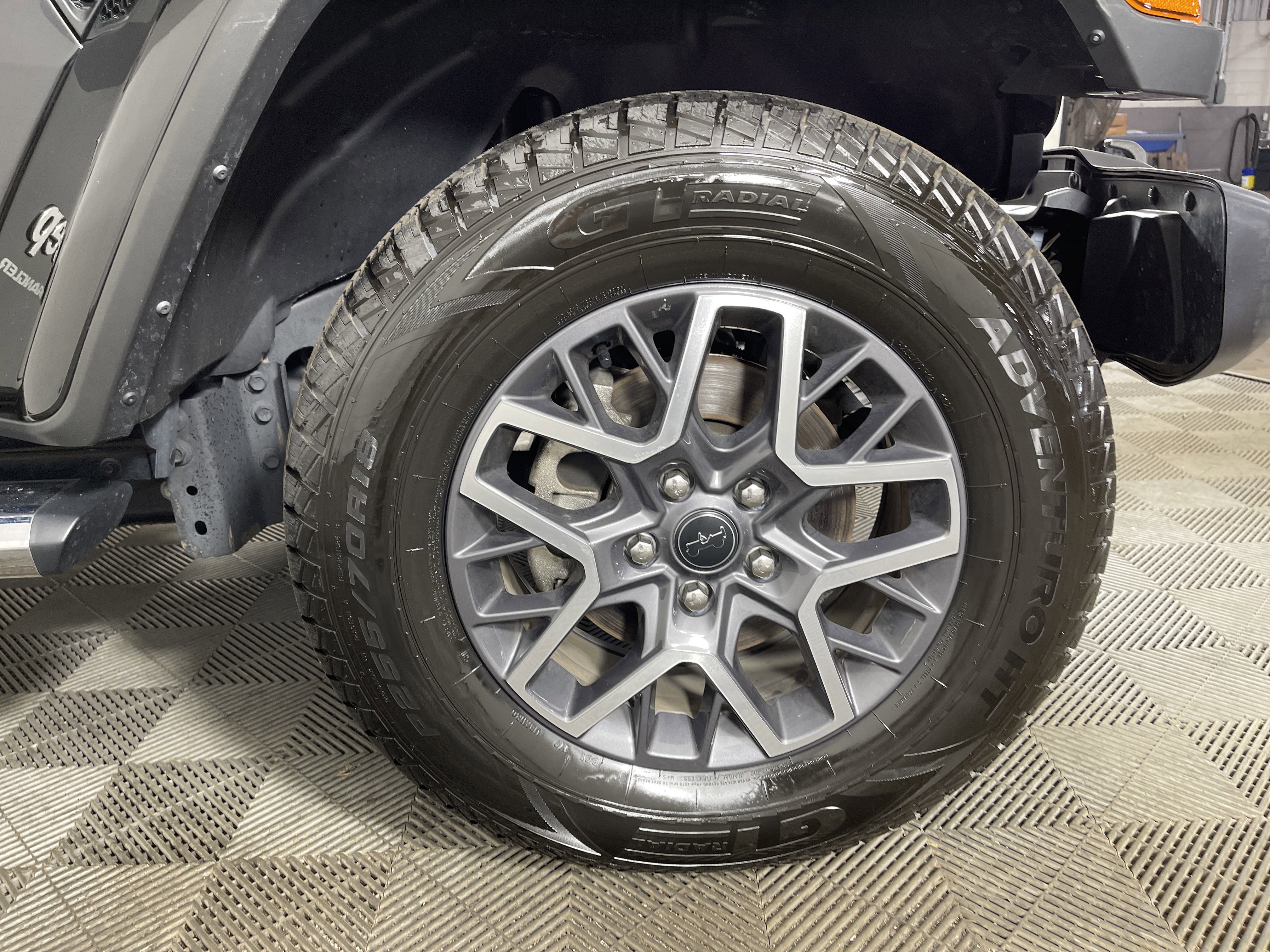 Used 2024 Jeep Wrangler Sahara w/ Safety Group image 7