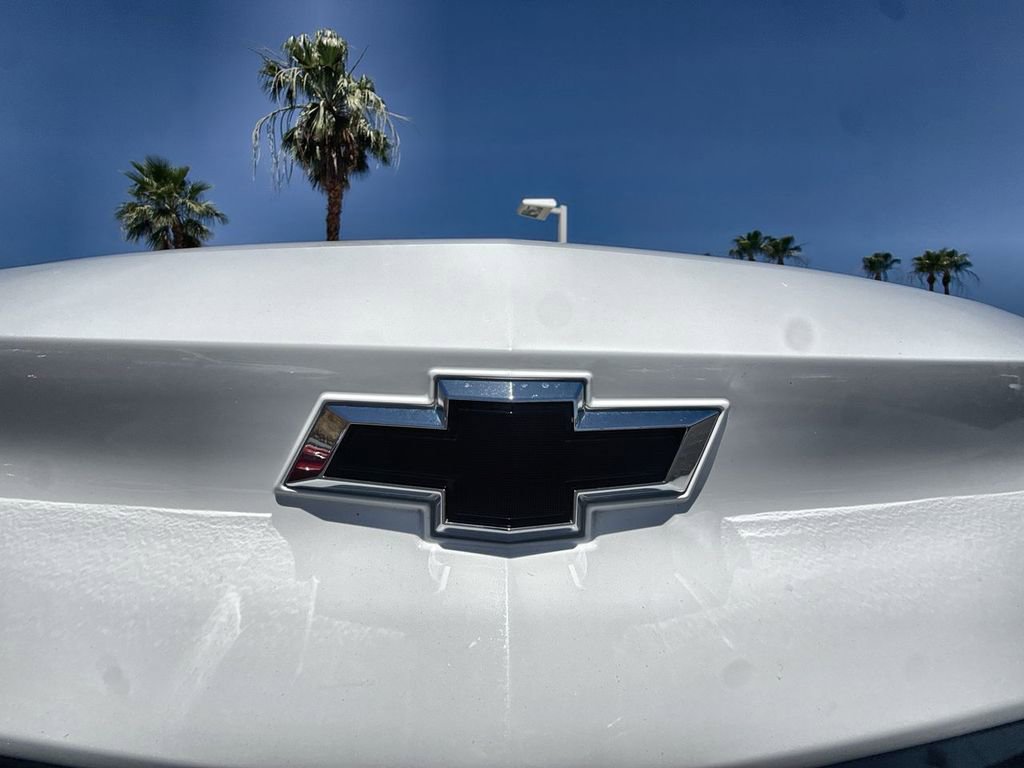Used 2023 Chevrolet Bolt EUV LT FWD image 29