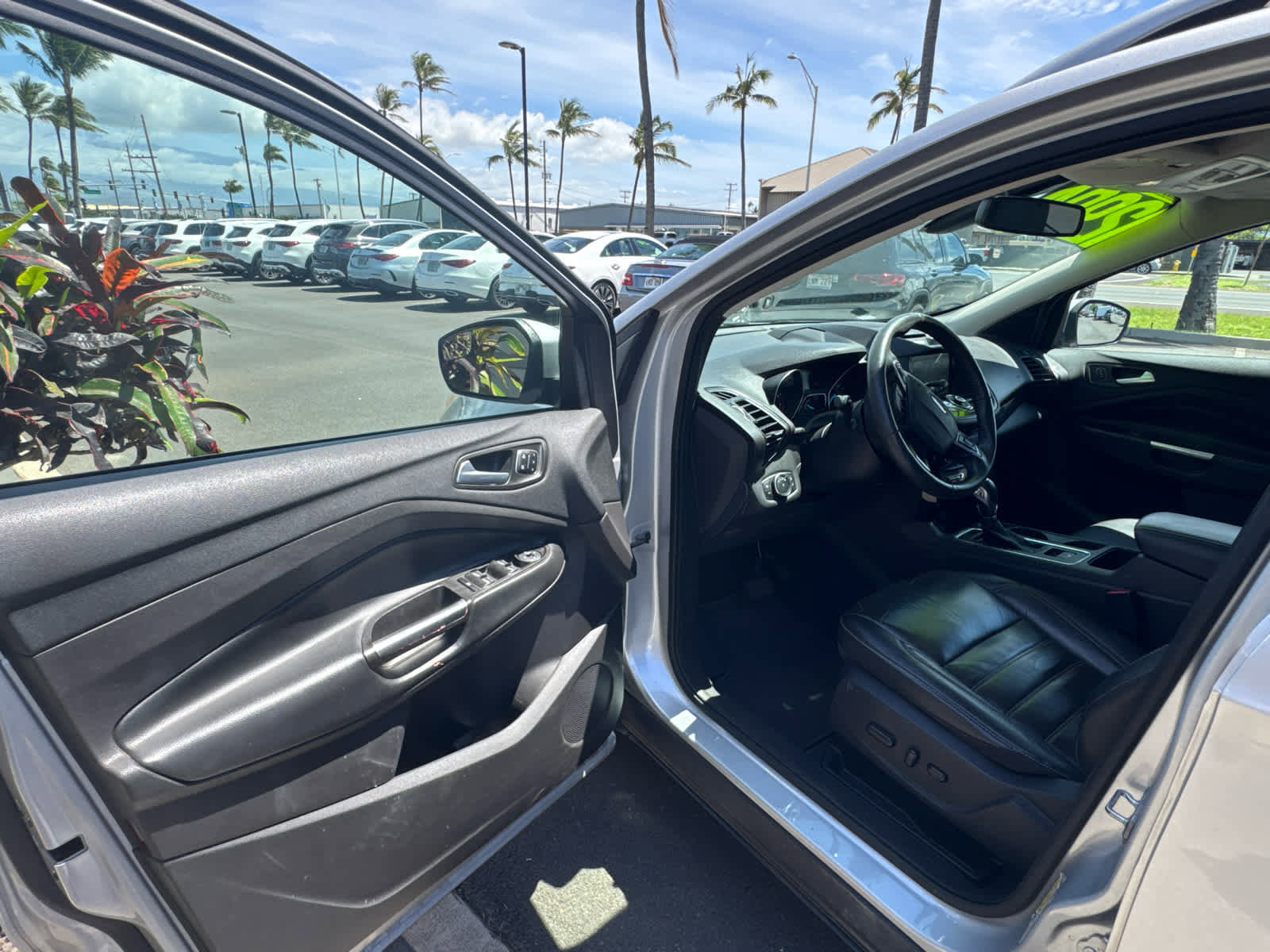 Used 2018 Ford Escape Titanium image 11