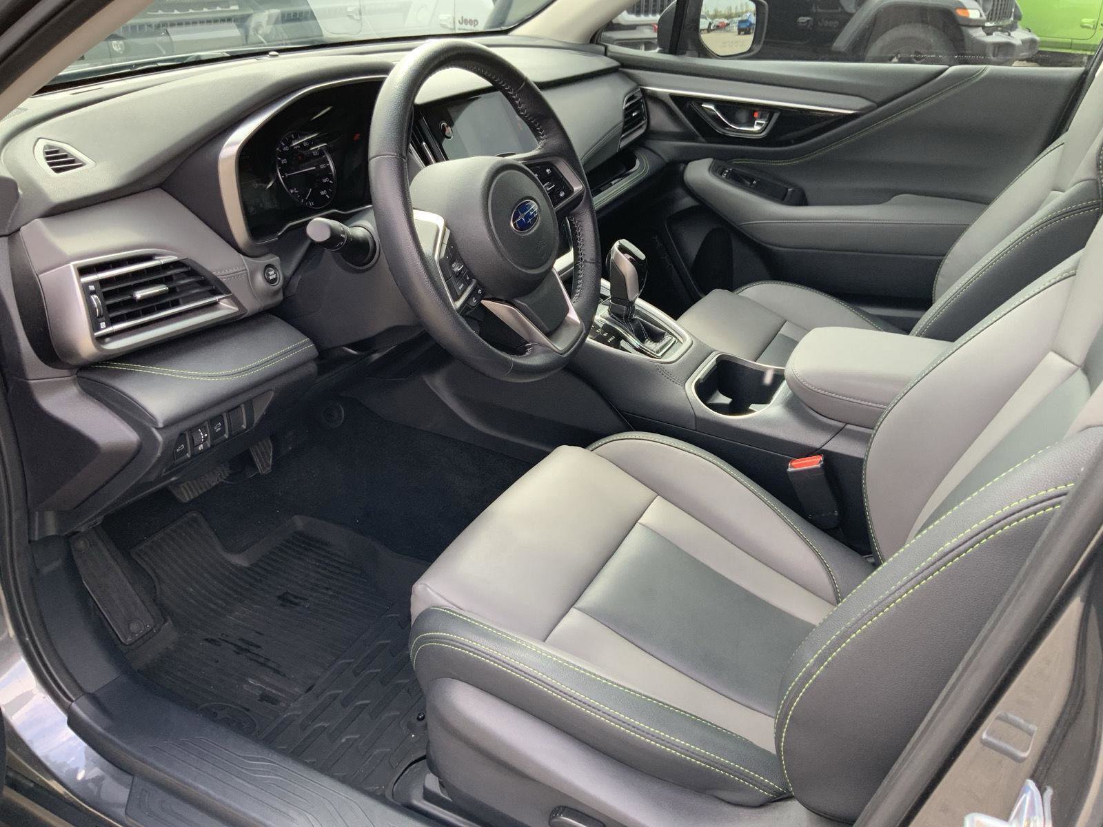 Used 2021 Subaru Outback Onyx Edition XT w/ Popular Package #2 image 26