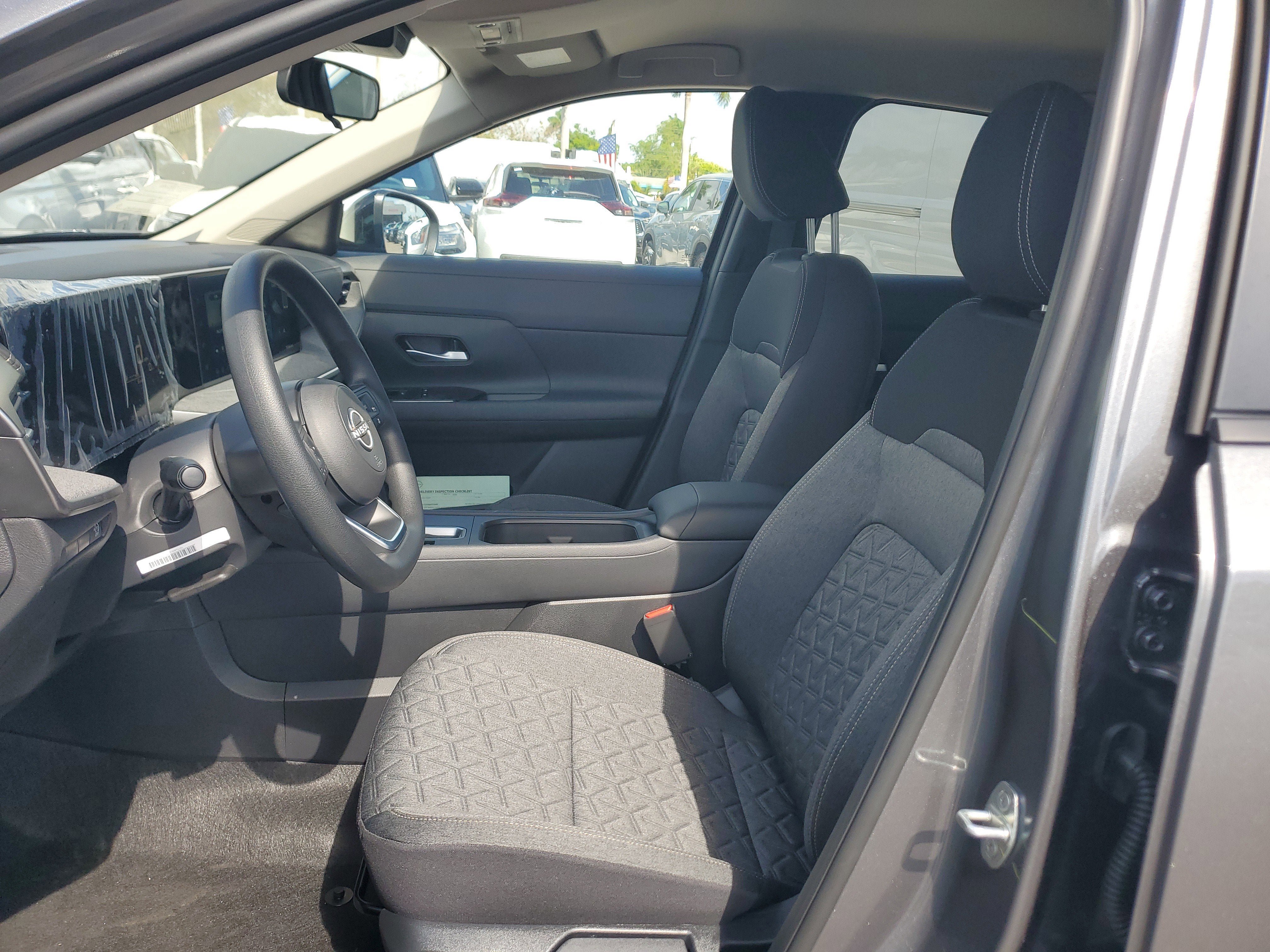 New 2026 Nissan Kicks SV FWD image 10