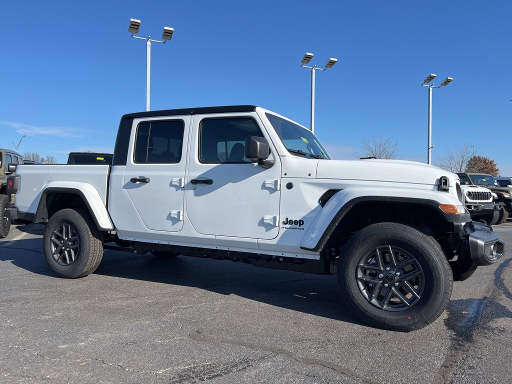 New 2026 Jeep Gladiator Sport AWD/4WD image 59