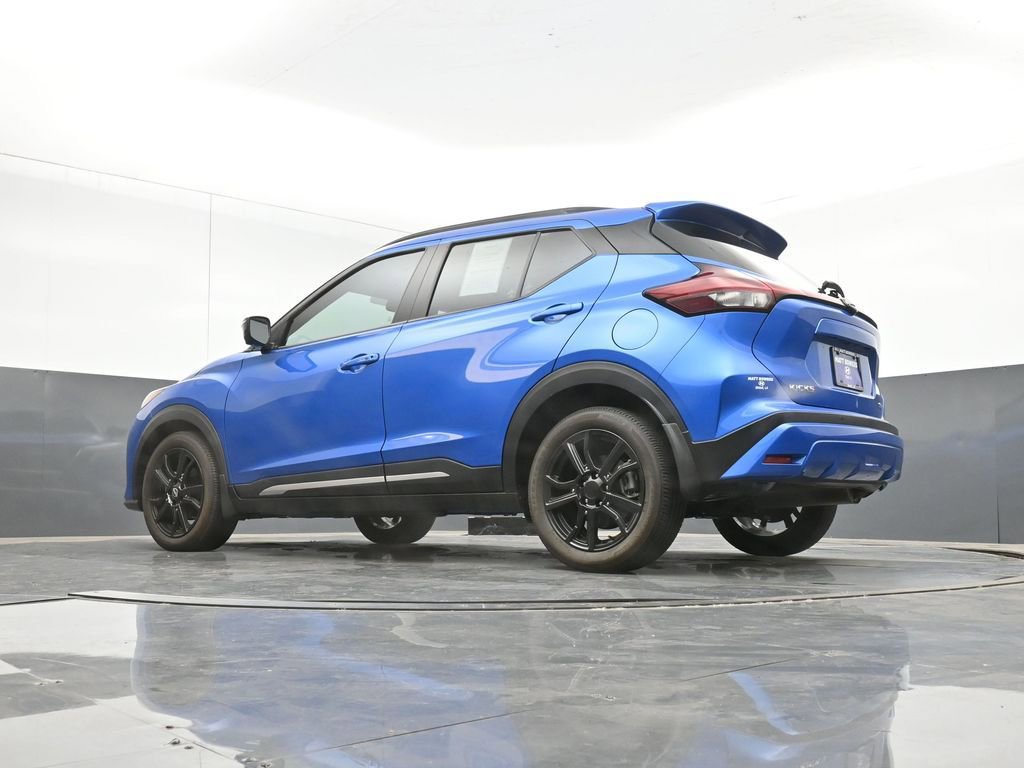 Used 2023 Nissan Kicks SR image 43