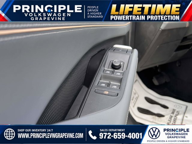 New 2027 Volkswagen Atlas SE FWD image 13