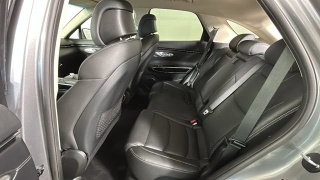 Used 2025 Genesis GV70 2.5T AWD/4WD image 27