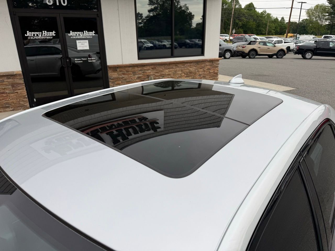 Used 2022 Chrysler 300 S RWD image 11