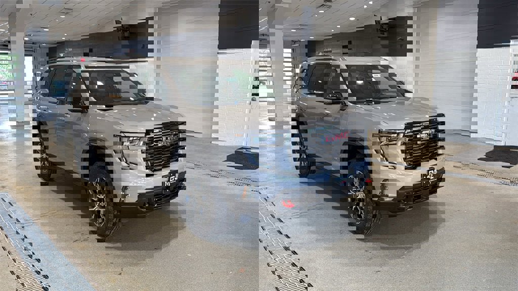 New 2026 GMC Acadia AT4 w/ Luxury Package