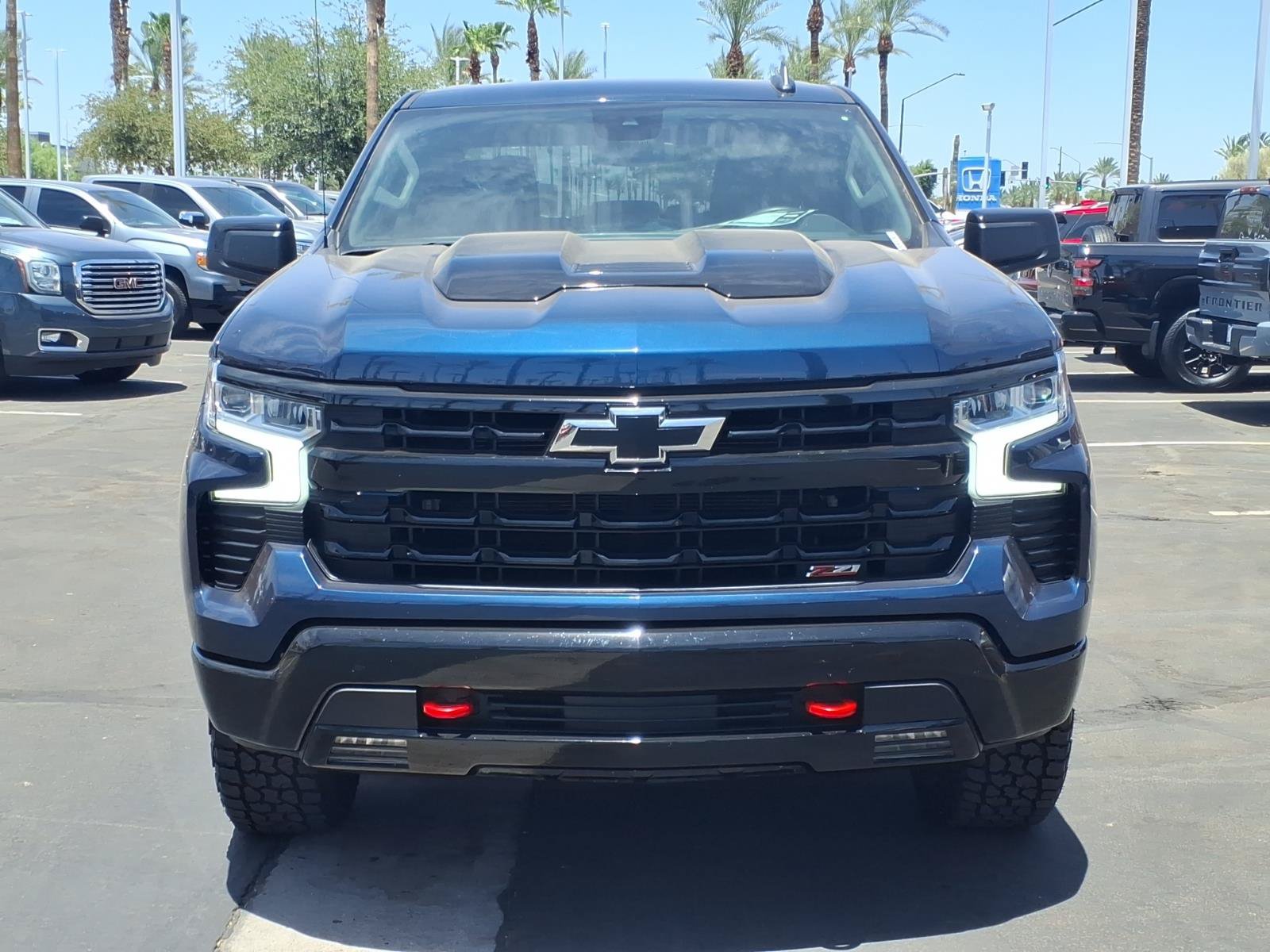 Used 2023 Chevrolet Silverado 1500 LT Trail Boss w/ Protection Package AWD/4WD image 2