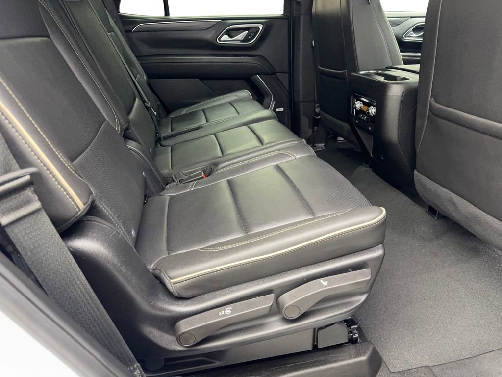 Used 2024 GMC Yukon SLT image 44