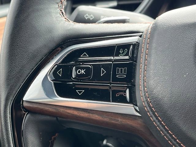 Used 2022 Jeep Grand Cherokee Summit AWD/4WD image 33
