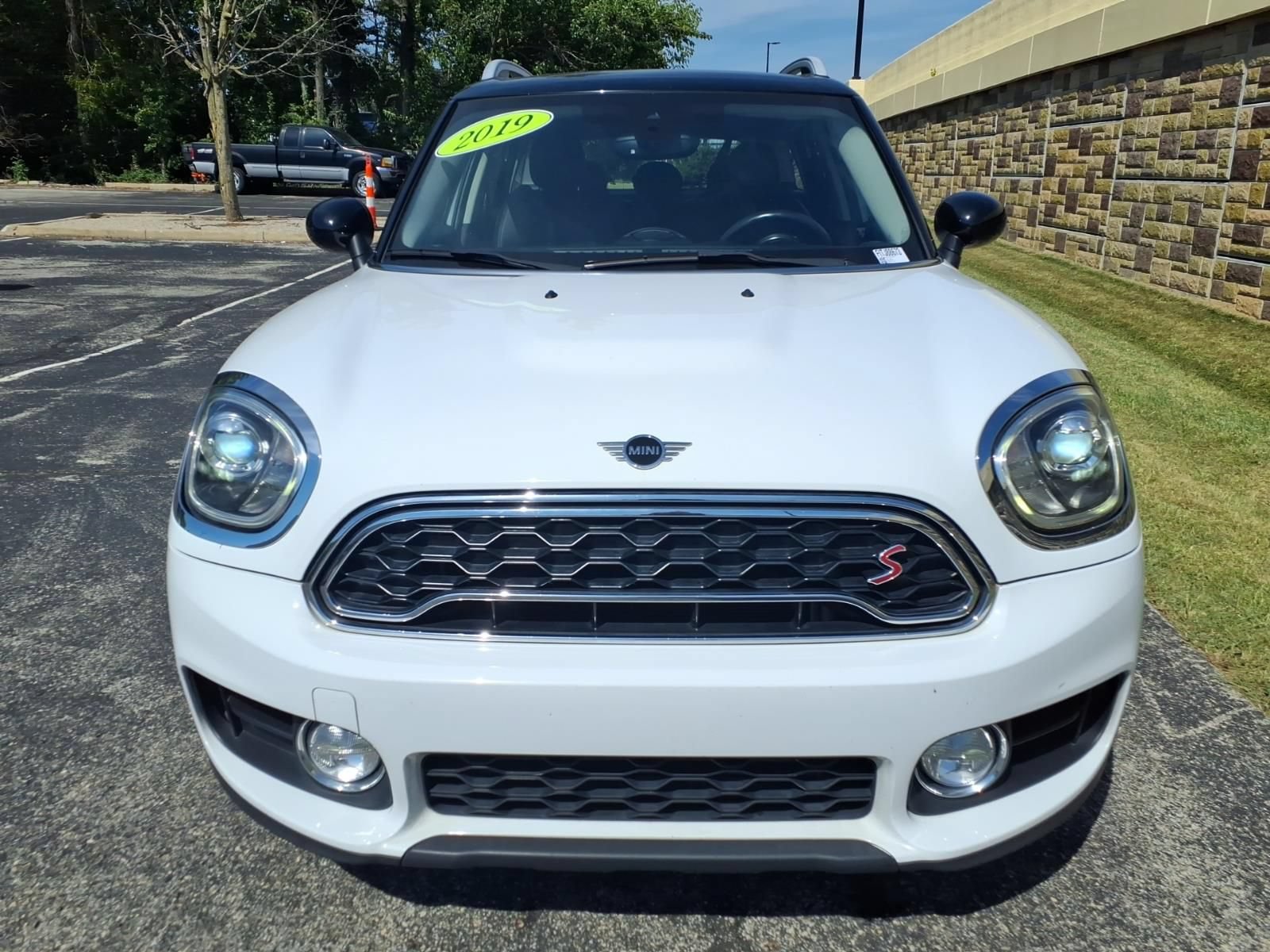 Used 2019 MINI Cooper Countryman S w/ Premium Package AWD/4WD image 3