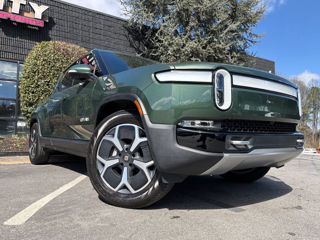 Used 2024 Rivian R1T Adventure image 8