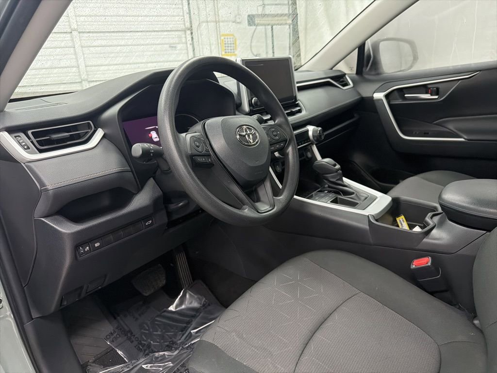 Used 2023 Toyota RAV4 XLE w/ Convenience Package image 14