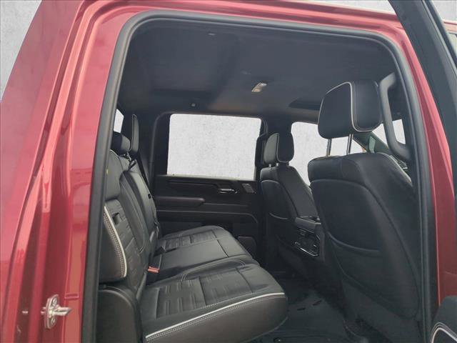 Used 2025 GMC Sierra 2500 AT4X image 18