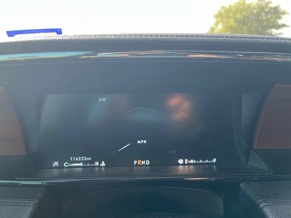 Used 2020 Lincoln Navigator L Reserve w/ Equipment Group 208A Reserve AWD/4WD image 15