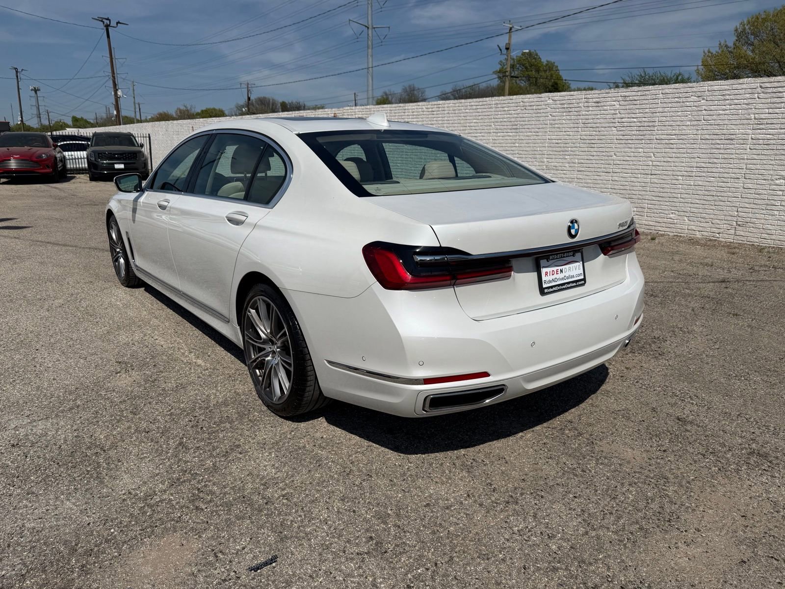 Used 2021 BMW 740i RWD image 4