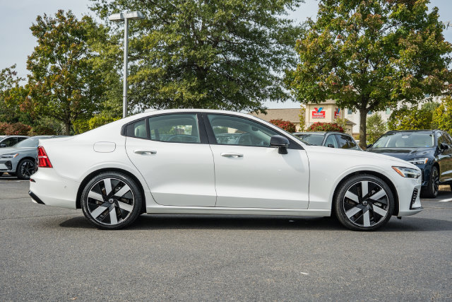 Certified 2024 Volvo S60 T8 Plus w/ Climate Package AWD/4WD image 4