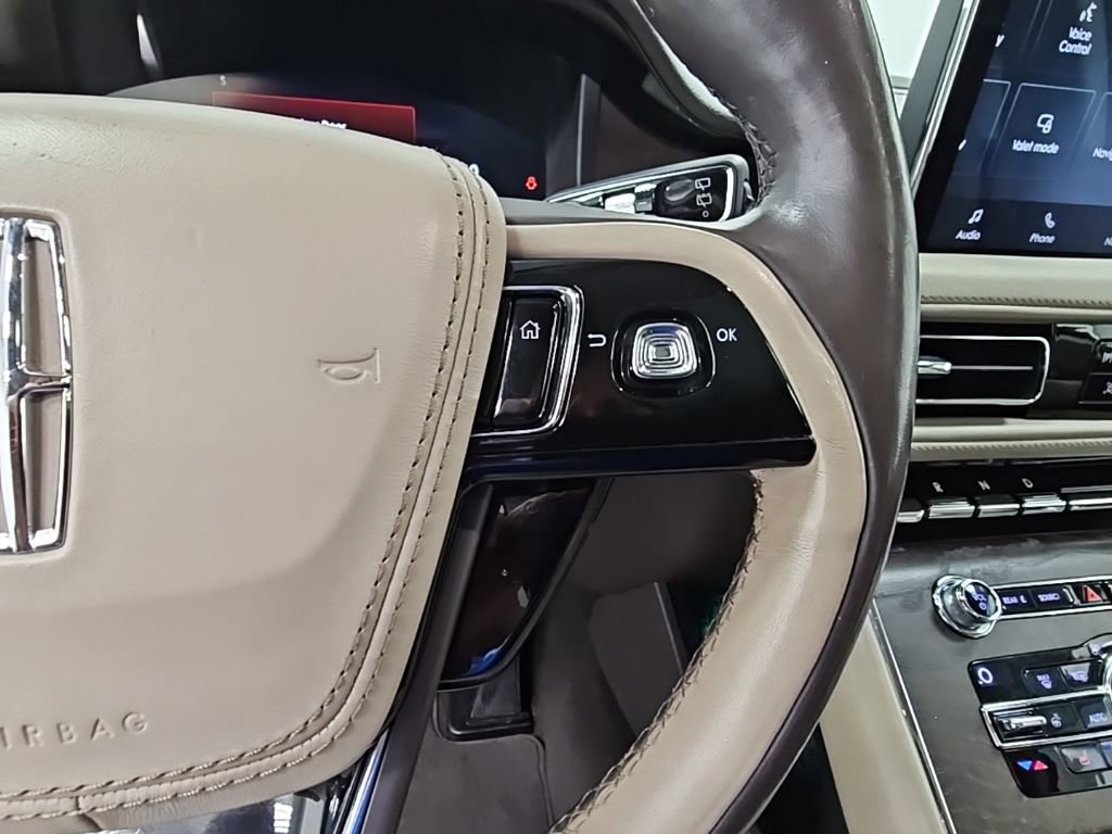 Used 2020 Lincoln Aviator Reserve w/ Equipment Group 202A image 28