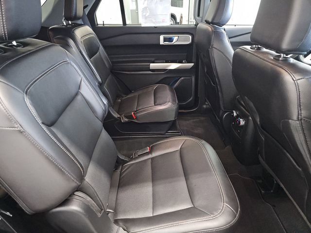 Used 2023 Ford Explorer Limited w/ Class IV Trailer Tow Package AWD/4WD image 32