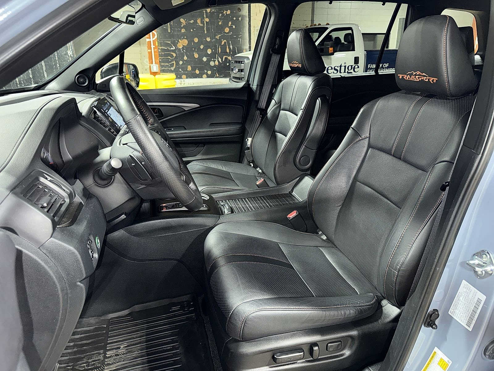 Used 2023 Honda Passport TrailSport image 15