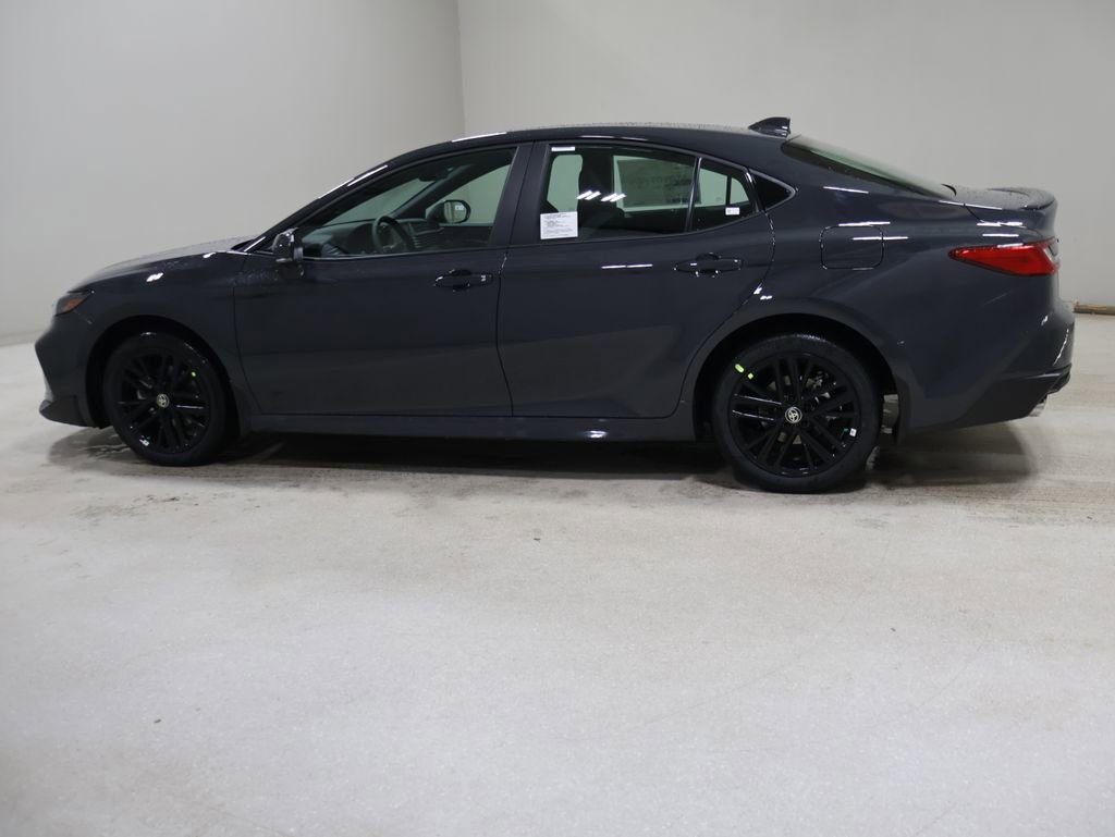 New 2026 Toyota Camry SE image 4