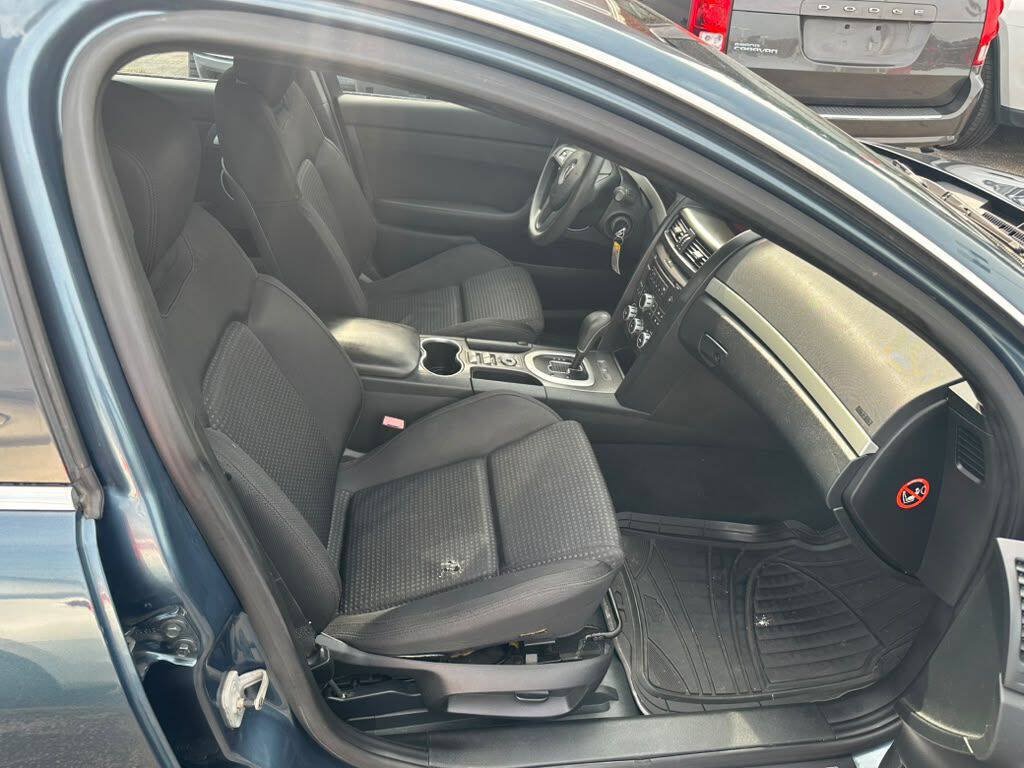 Used 2009 Pontiac G8 RWD image 12