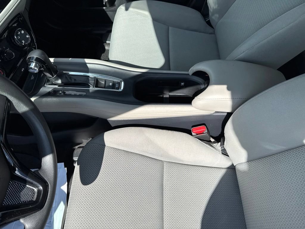 Certified 2021 Honda HR-V LX image 27