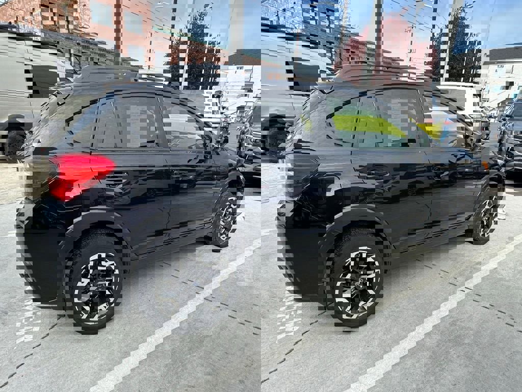 Used 2016 Subaru Crosstrek 2.0i Premium w/ Moonroof Package image 7