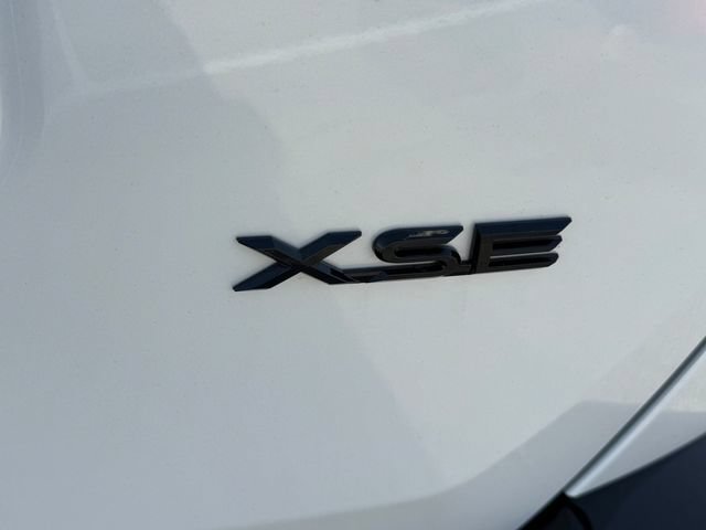 New 2026 Toyota RAV4 XSE AWD/4WD image 6