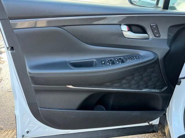 Used 2023 Hyundai Santa Fe Limited image 12