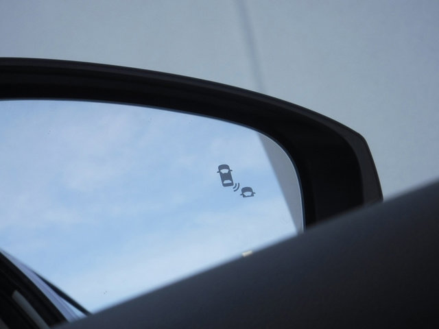 Used 2022 Honda Civic Touring image 36