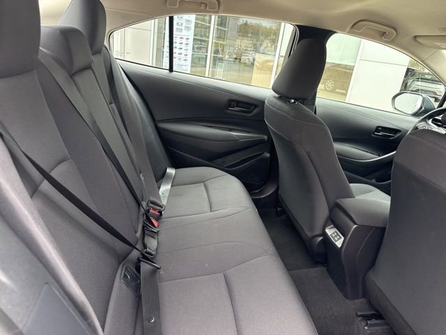 Used 2025 Toyota Corolla LE FWD image 29
