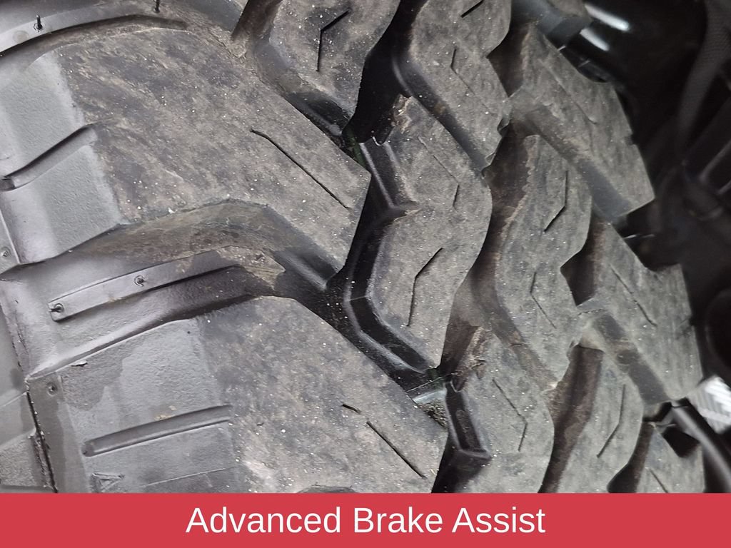 Used 2025 Jeep Wrangler Unlimited Sport AWD/4WD image 13