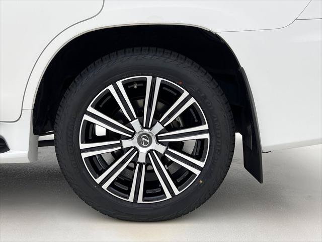 Certified 2021 Lexus LX 570 4WD w/ Luxury Package image 29