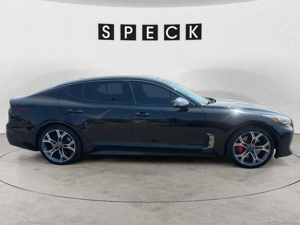 Used 2018 Kia Stinger GT2 AWD/4WD image 6