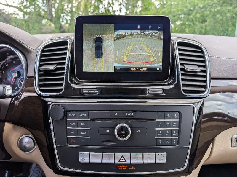 Used 2018 Mercedes-Benz GLS 450 4MATIC w/ Premium Package image 25