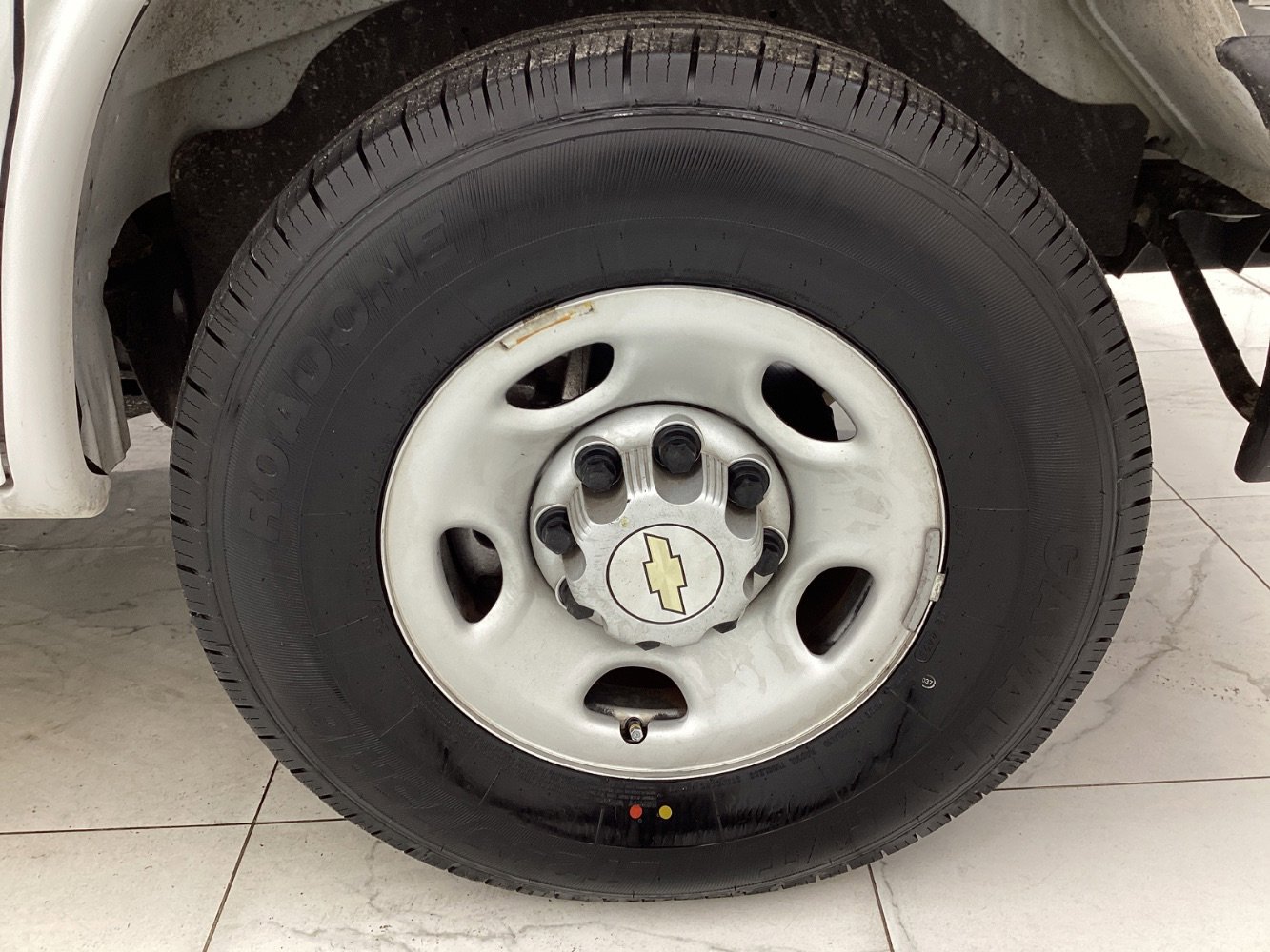 Used 2022 Chevrolet Express 2500 Extended w/ Driver Convenience Package image 43