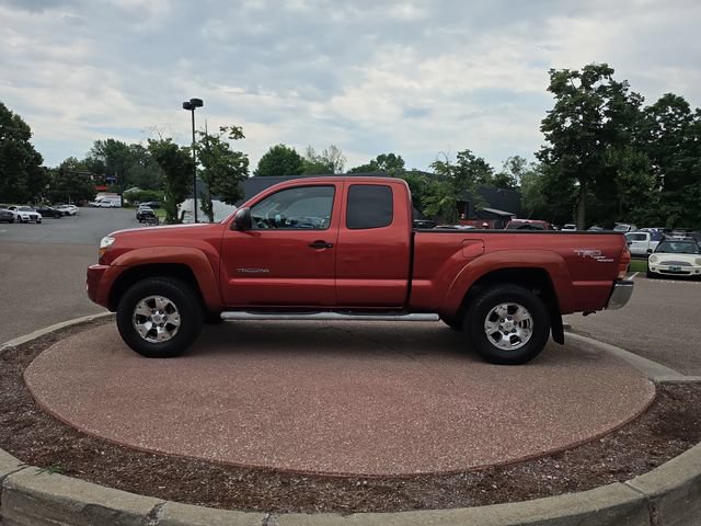 Used 2005 Toyota Tacoma 4x4 Access Cab image 2