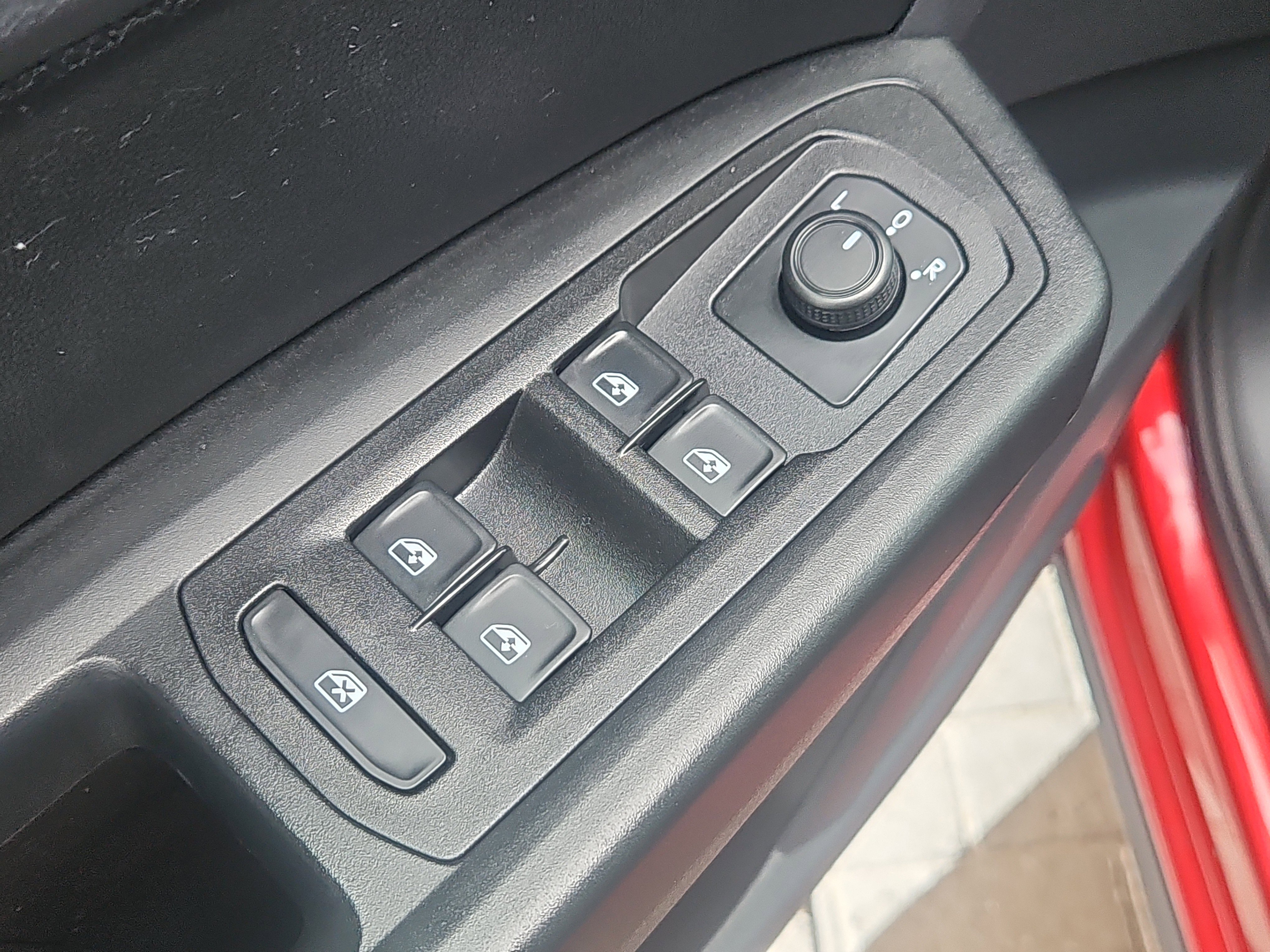 Certified 2020 Volkswagen Atlas Cross Sport SE w/ Panoramic Sunroof Package image 21