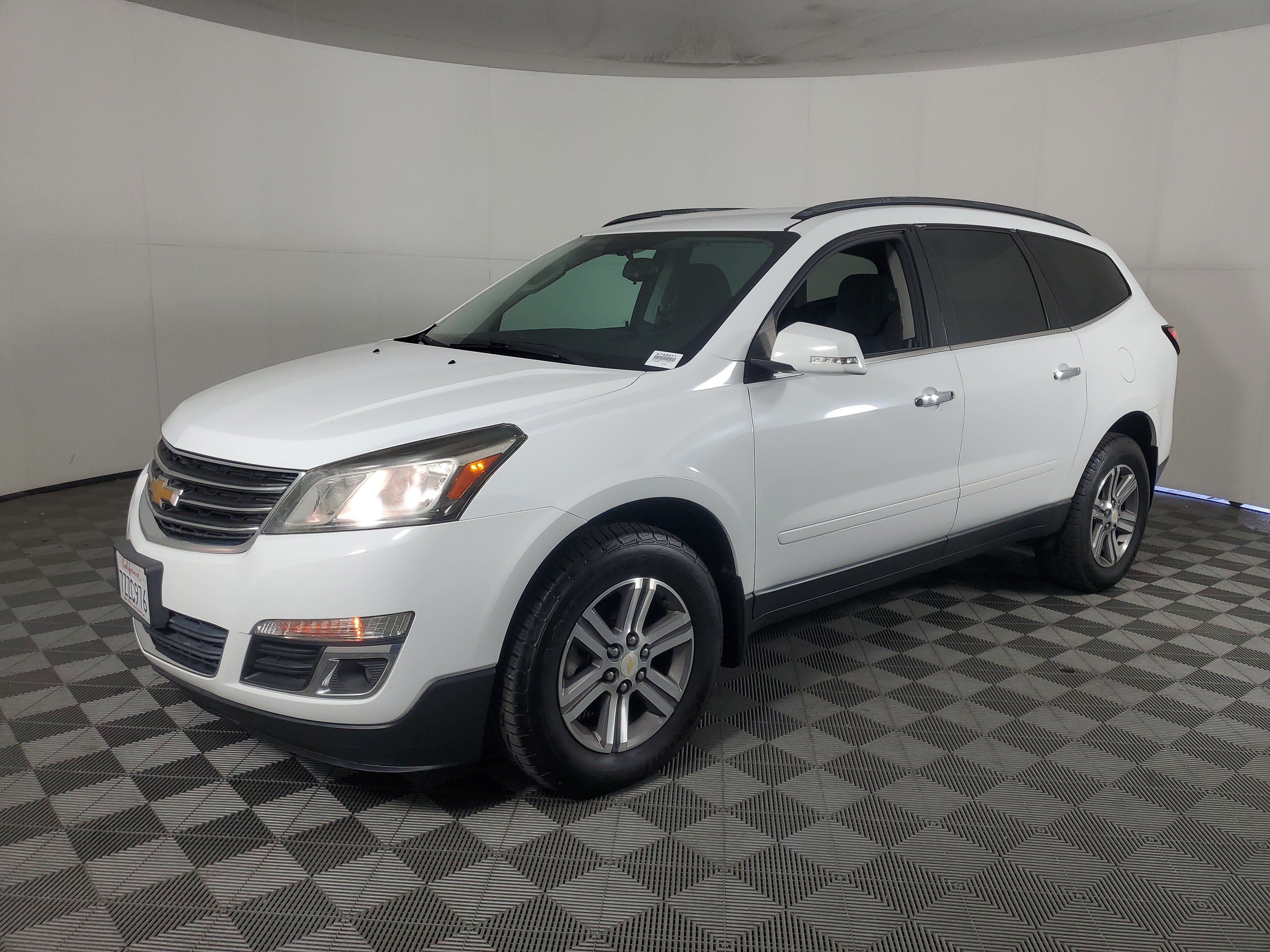 Used 2017 Chevrolet Traverse LT AWD/4WD image 8