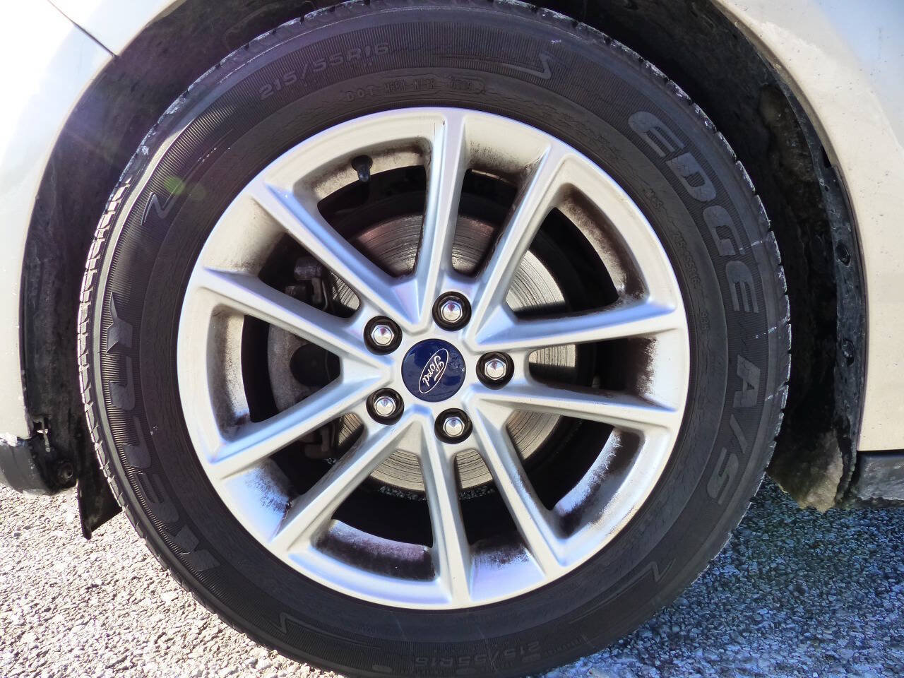 Used 2017 Ford Focus SE FWD image 13