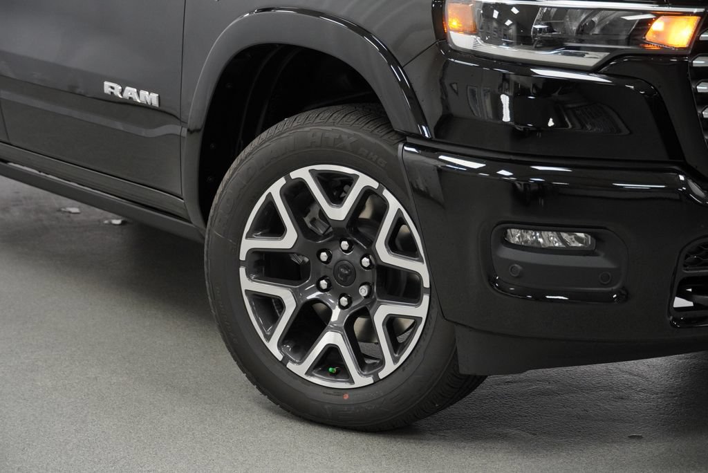 New 2027 RAM 1500 Laramie w/ Laramie Preferred Package AWD/4WD image 4