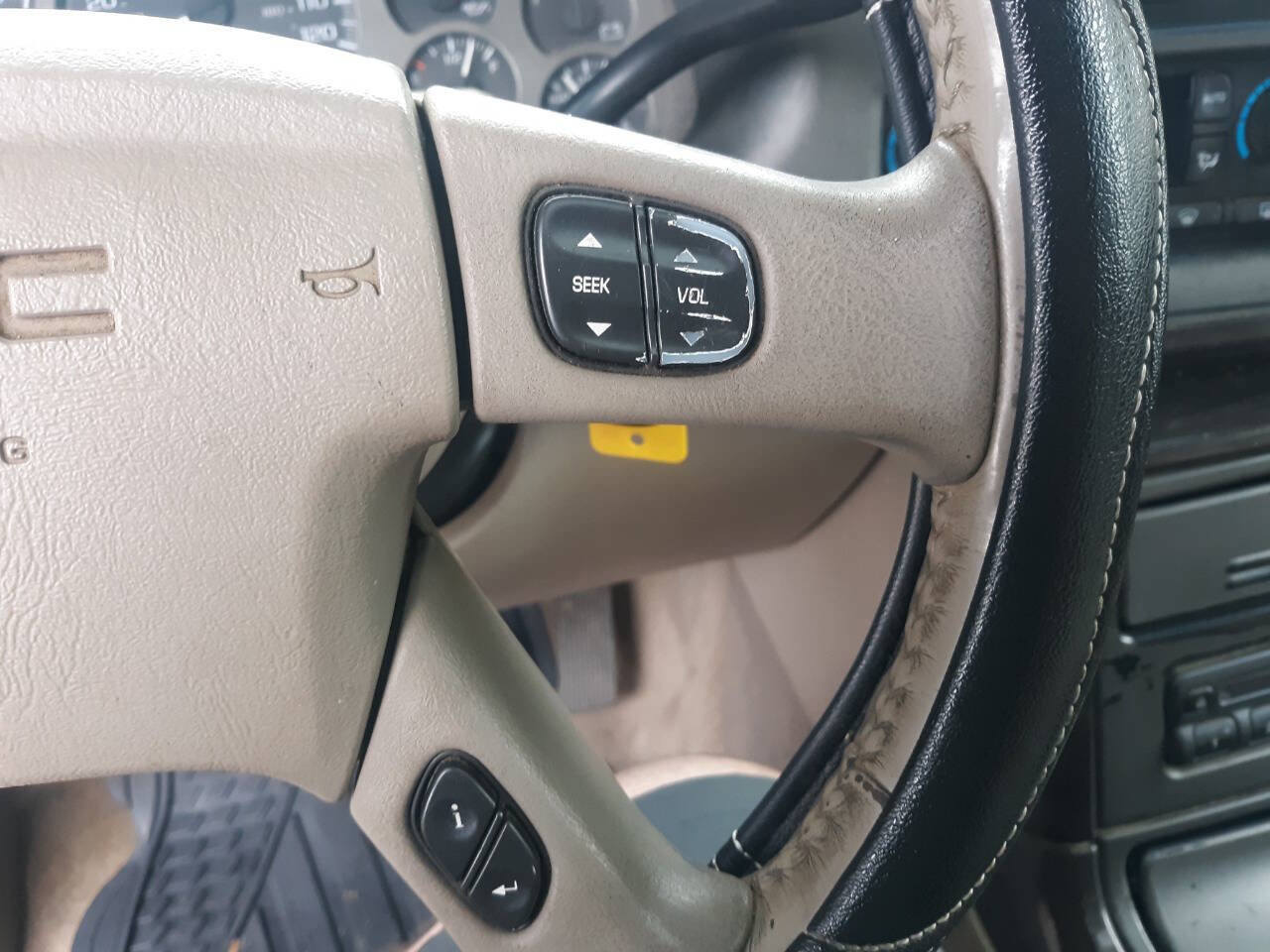 Used 2006 GMC Yukon Denali image 20