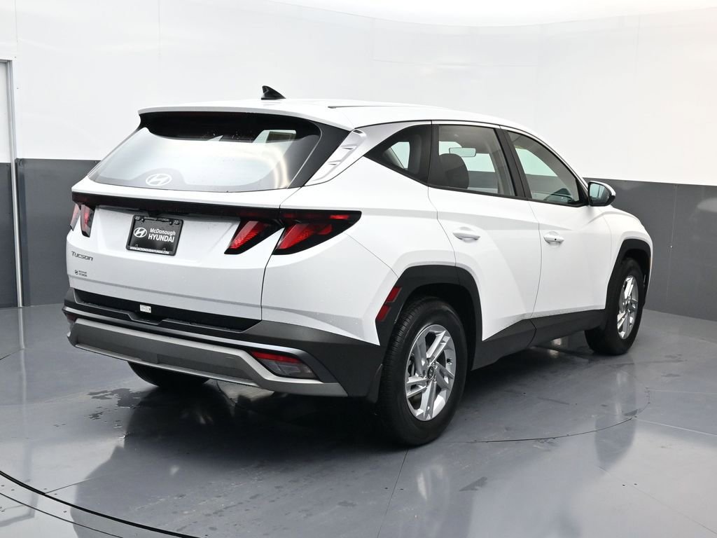 Certified 2025 Hyundai Tucson SE image 4