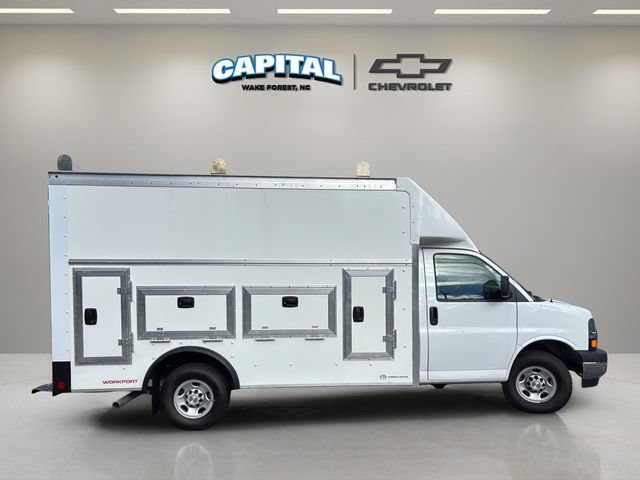New 2025 Chevrolet Express 3500 w/ Power Convenience Package RWD image 13