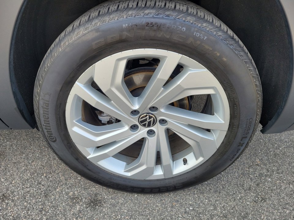 Certified 2021 Volkswagen Atlas SE image 31