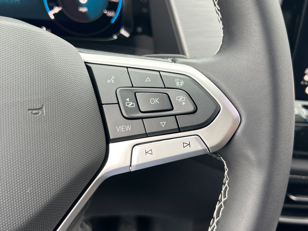 New 2026 Volkswagen Atlas Cross Sport SE image 29