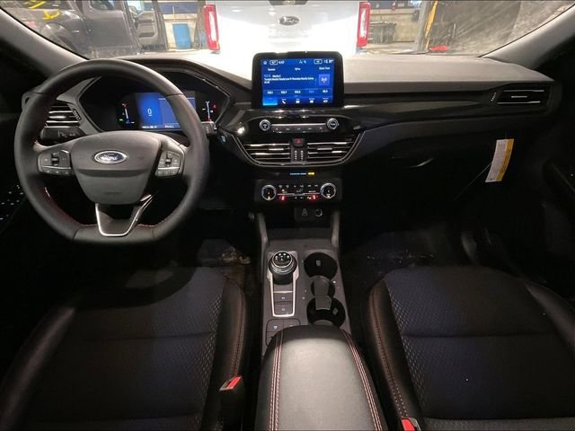 New 2026 Ford Escape ST-Line w/ Cold Weather Package AWD/4WD image 6