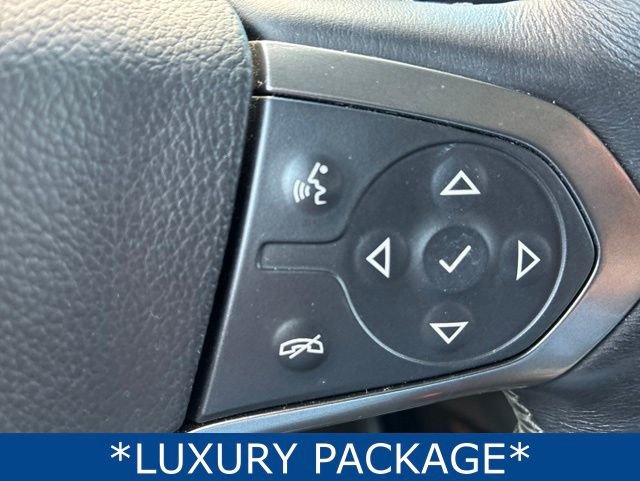 Used 2018 Chevrolet Tahoe Premier AWD/4WD image 19